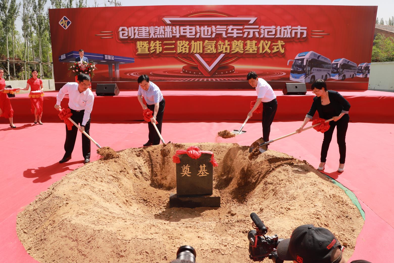 張家口加氫站建設提速 已投運氫燃料電池公交車174輛