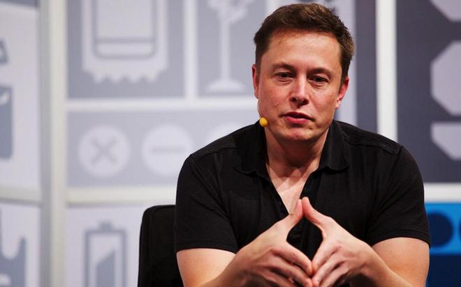 馬斯克：特斯拉電動卡車“Semi”即將量產