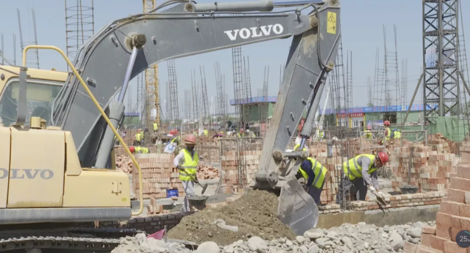 總投資45億!奎屯新能源汽車全產業鏈生產基地年底或達產 總投資45億!奎屯新能源汽車全產業鏈生產基地年底或達產