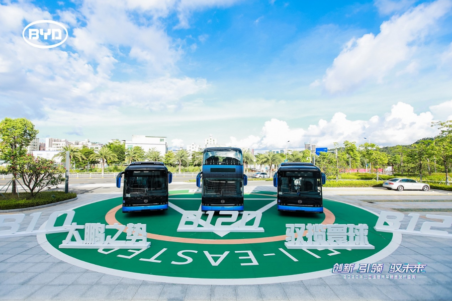 全新一代純電動(dòng)大巴產(chǎn)品矩陣在比亞迪全球總部震撼發(fā)布