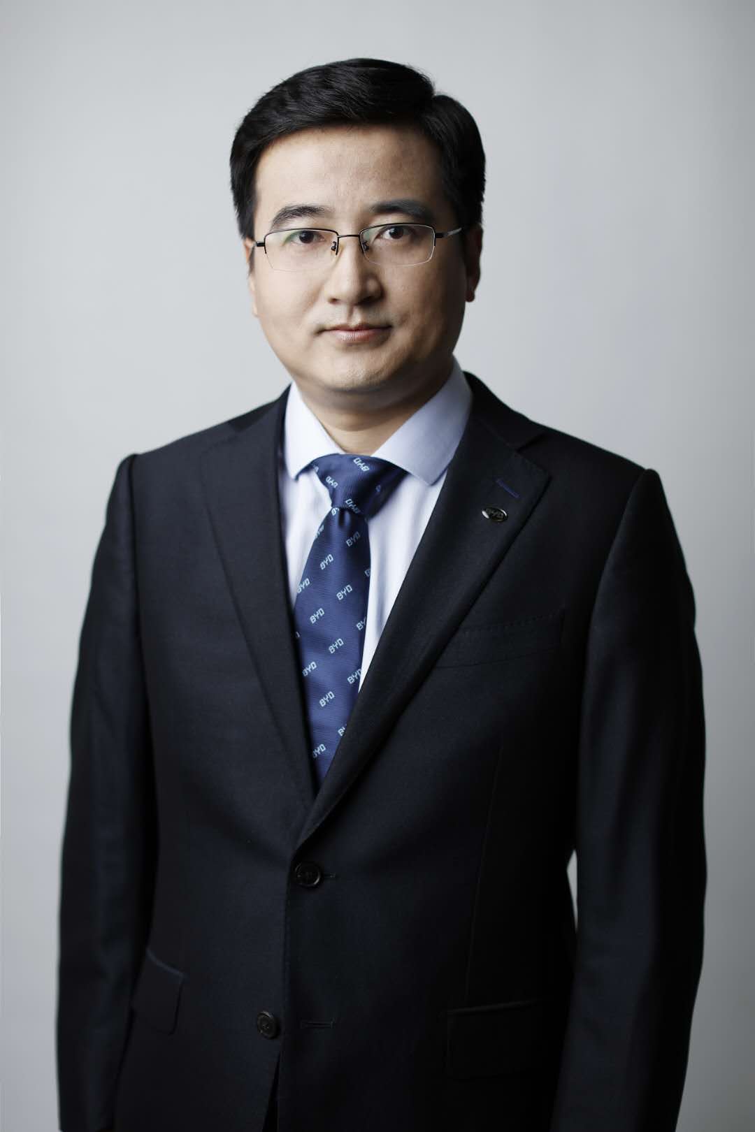 2020年中國電池行業首席品牌官:李云飛 2020年中國電池行業首席品牌官:李云飛