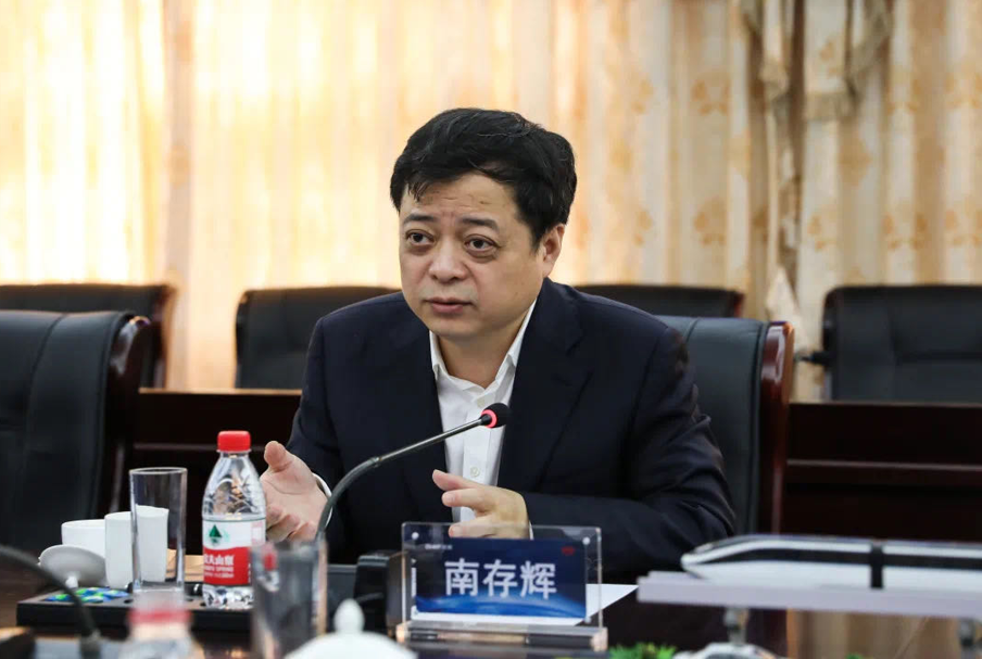 正泰集團(tuán)董事長(zhǎng)南存輝