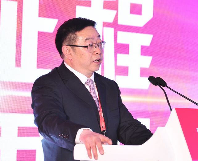 四川長虹新能源科技股份有限公司董事、總經理郭龍