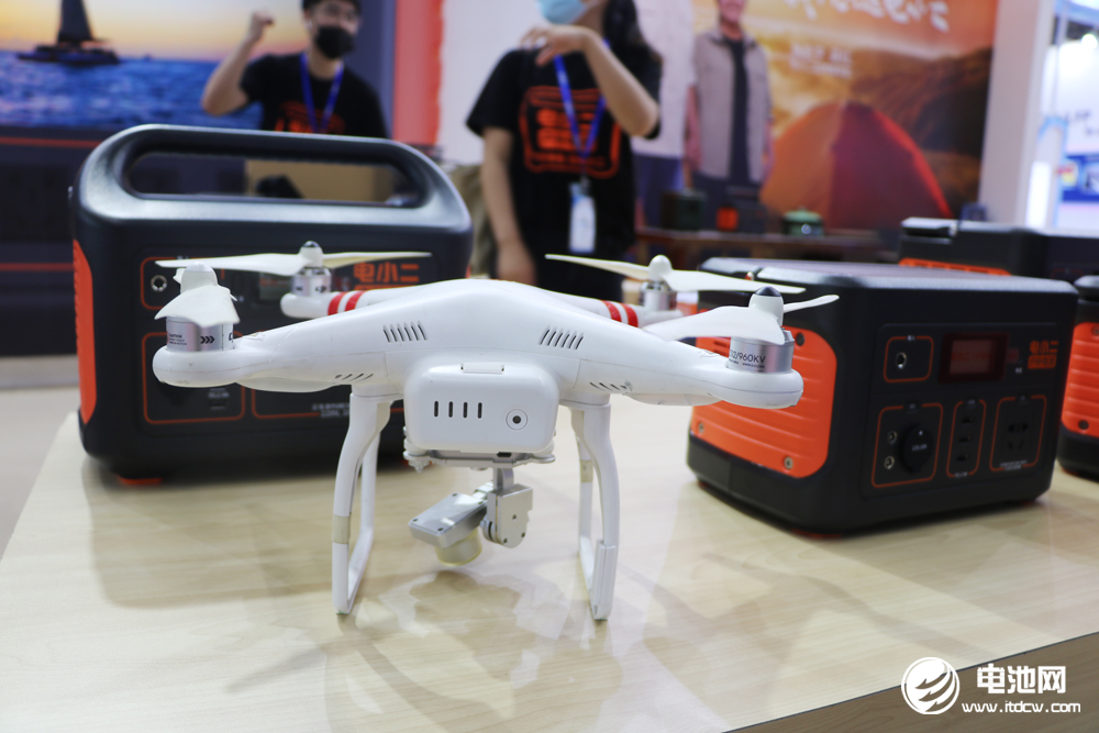 充電寶,電小二,戶外電源