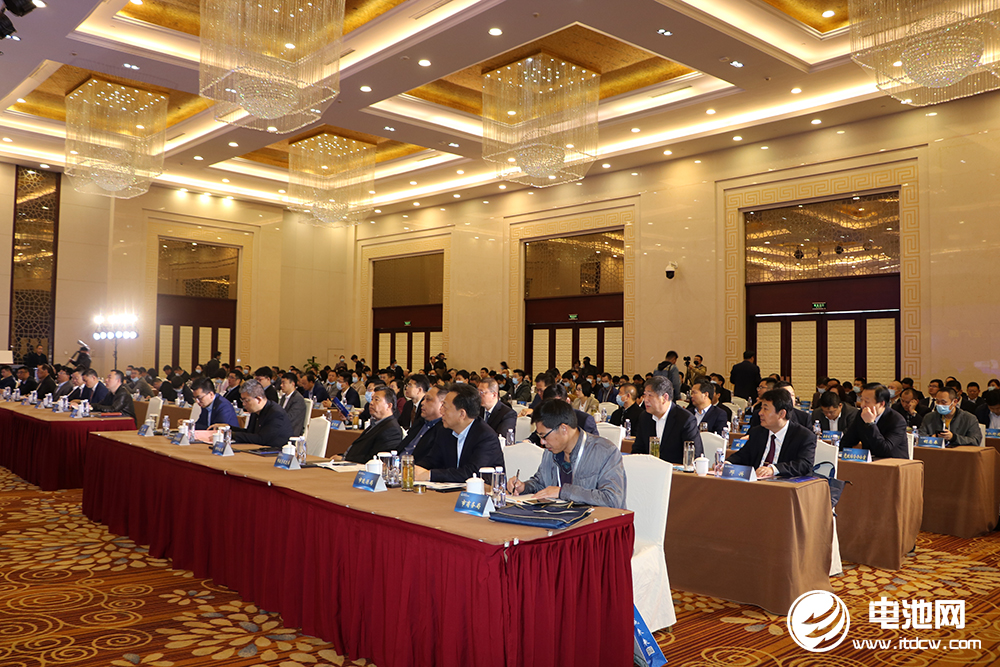 齊聚山東棗莊高新區 共話下一代電池技術 齊聚山東棗莊高新區 共話下一代電池技術