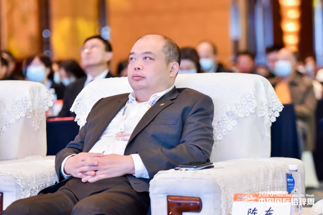 盛屯礦業(yè)總裁陳東