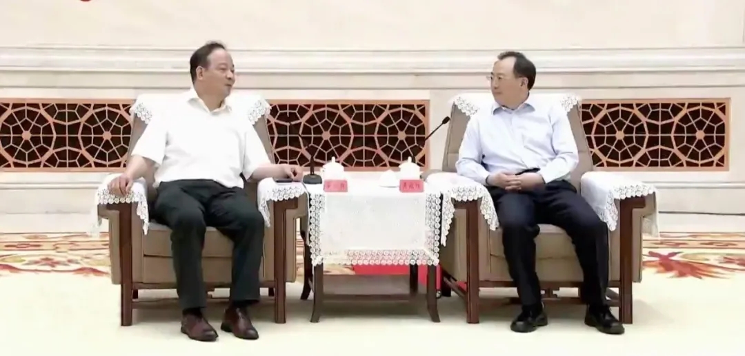 江蘇省長吳政隆會見寧德時代董事長曾毓群一行 江蘇省長吳政隆會見寧德時代董事長曾毓群一行