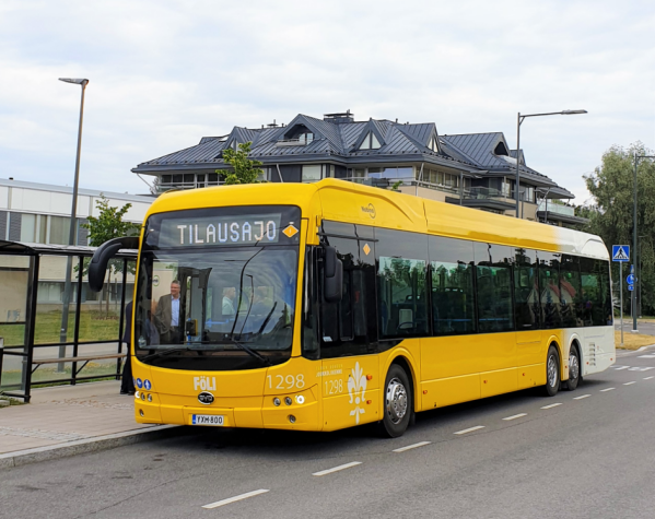 比亞迪全新15米低地板純電動(dòng)大巴