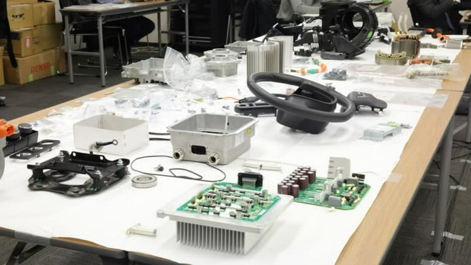 宏光MINI EV為何一炮走紅？日本教授通過拆解找到答案