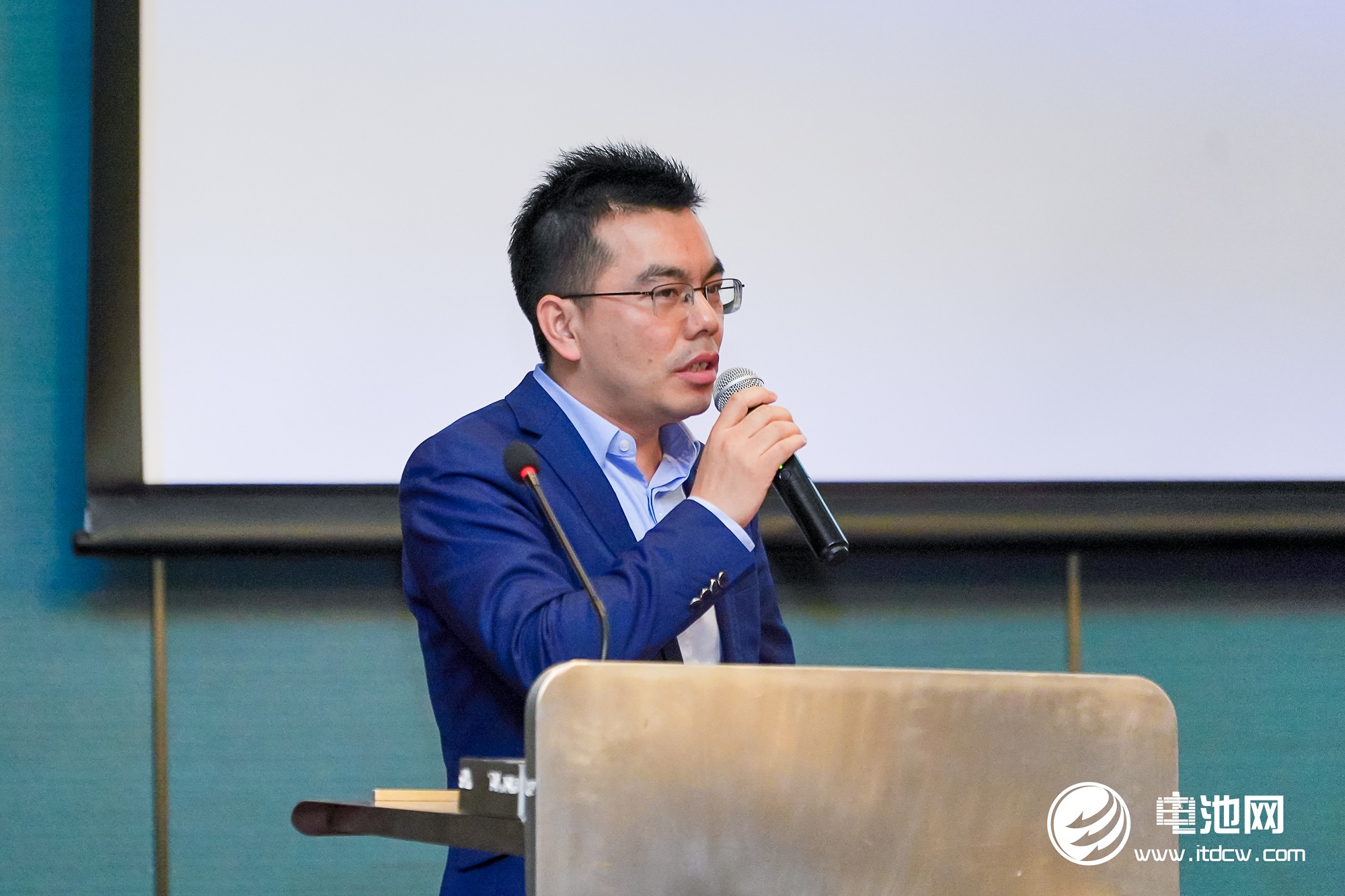 動力電池,鋰電池,電池材料,企業家峰會