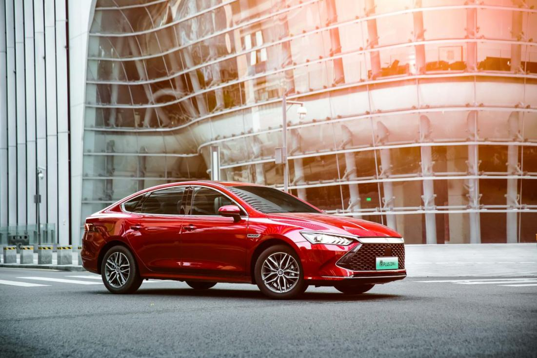 新能源車企銷量大增卻業(yè)績普虧,“打工人”如何自救?