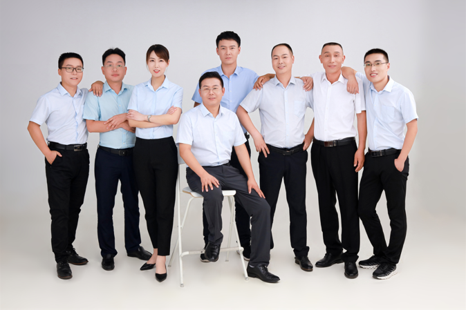 法恩萊特8人創(chuàng)業(yè)團(tuán)隊(duì)