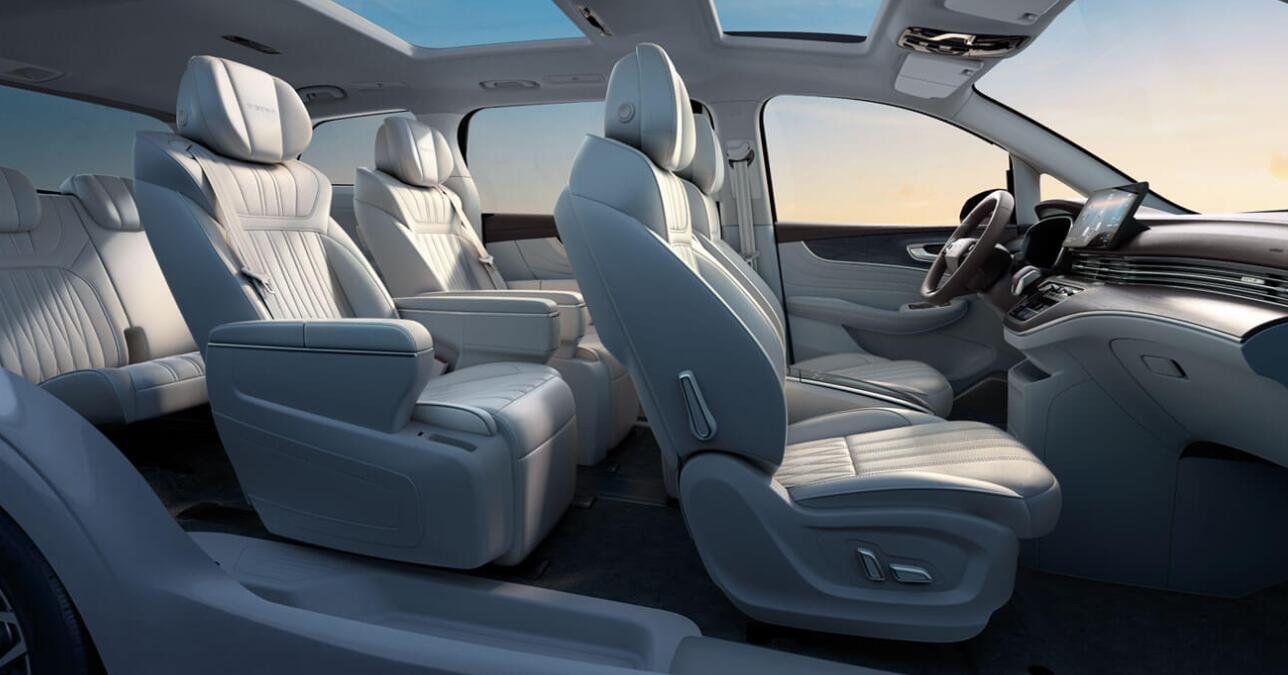 全球首款純電動MPV榮威iMAX8 EV開啟預(yù)售