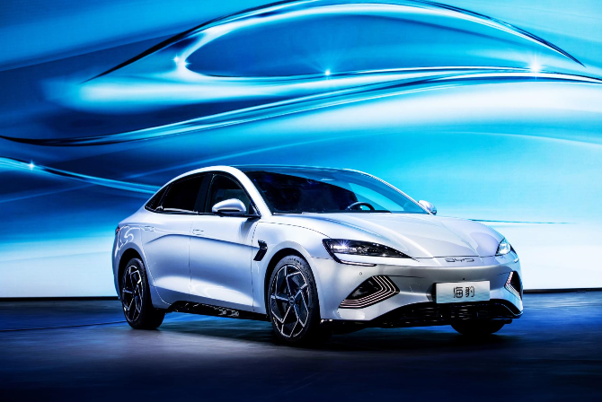 比亞迪CTB技術全球首發 首搭電動車型海豹同步預售