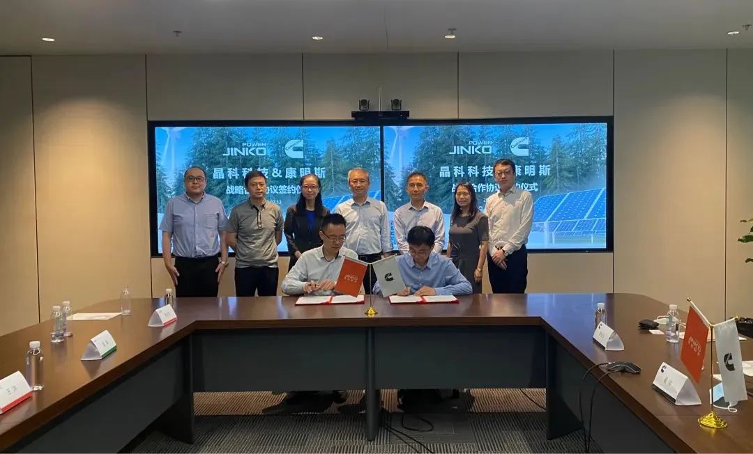 雄韜氫雄配套！國內首臺氫能裝載機下線