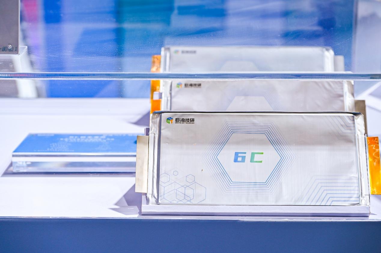 巨灣XFC極速電池亮相2022世界新能源汽車大會 巨灣XFC極速電池亮相2022世界新能源汽車大會