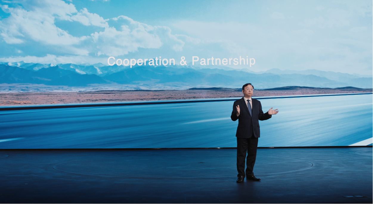 三車齊發 比亞迪召開新能源乘用車歐洲發布會 三車齊發 比亞迪召開新能源乘用車歐洲發布會