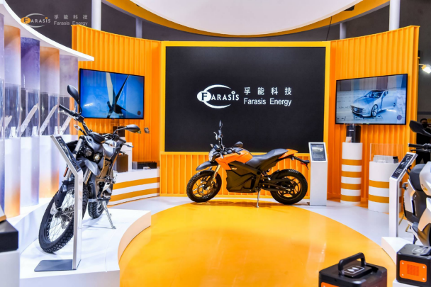 本屆摩博會(huì)上孚能首次參展，并帶來(lái)多款展車和產(chǎn)品