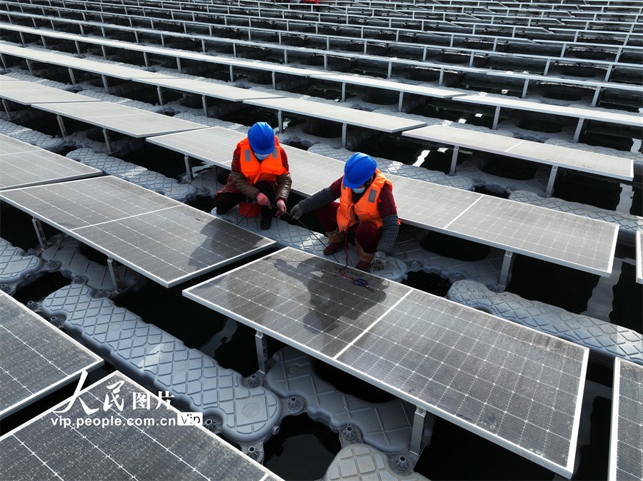 山東聊城:202兆瓦水上漂浮式光伏電站即將投產發電 山東聊城:202兆瓦水上漂浮式光伏電站即將投產發電