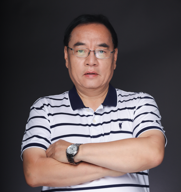 北京大學(xué)/中關(guān)村新型電池技術(shù)創(chuàng)新聯(lián)盟 教授/理事長(zhǎng) 其魯