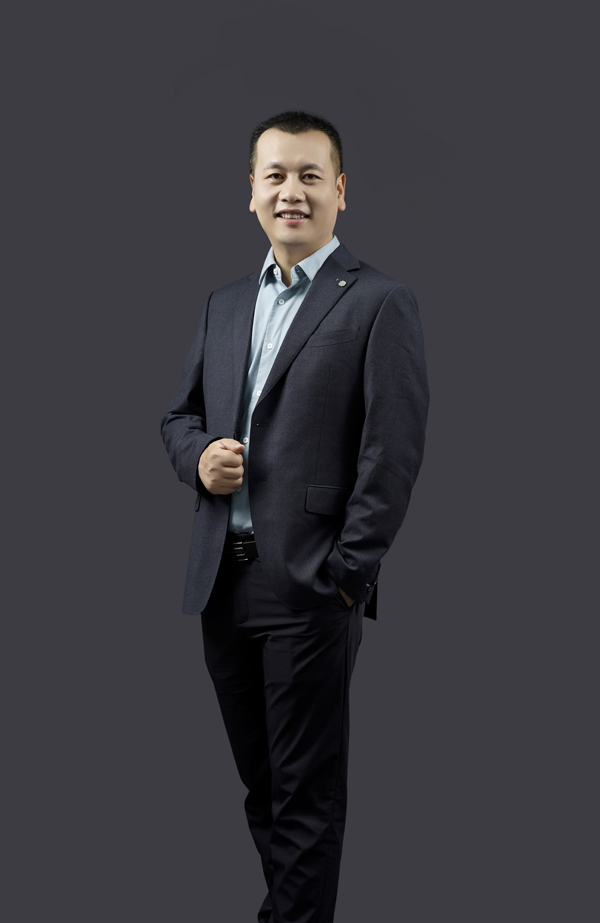 廣東捷盟智能裝備有限公司 董事長(zhǎng) 焦軍峰