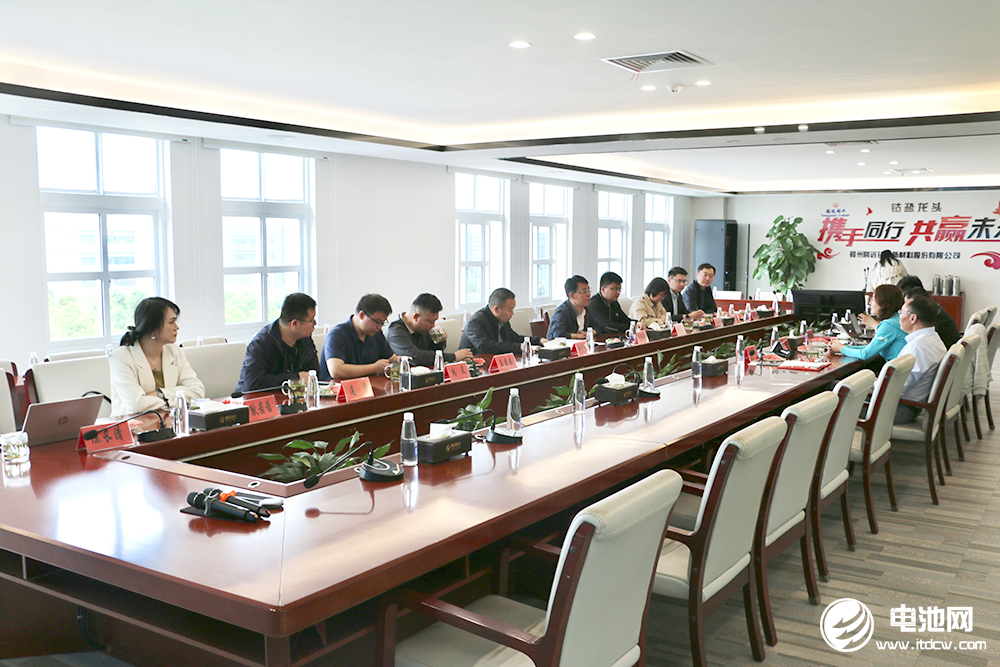 中國電池新能源產業鏈調研團一行參觀考察騰遠鈷業