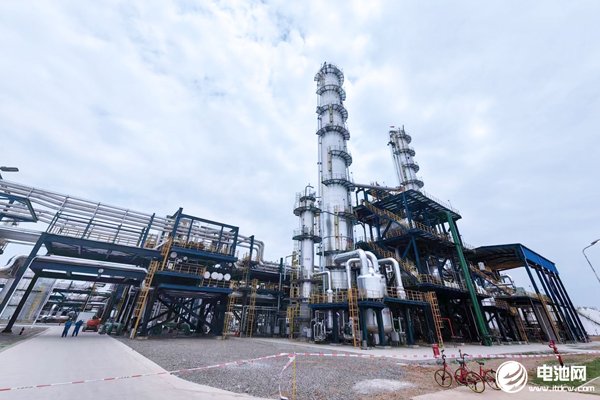 聯(lián)泓新科加速新能源材料布局 已涉足電解液/隔膜/固態(tài)電池等多個(gè)領(lǐng)域 聯(lián)泓新科加速新能源材料布局 已涉足電解液/隔膜/固態(tài)電池等多個(gè)領(lǐng)域