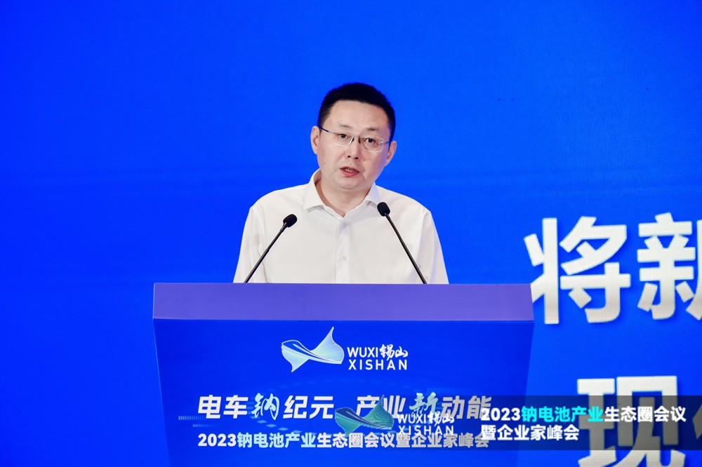 錫山經(jīng)濟(jì)技術(shù)開發(fā)區(qū)黨工委委員、管委會(huì)副主任郁楓