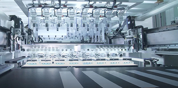 探秘鹽城飛疊短刀基地 解鎖蜂巢能源PHEV市場爆發密碼