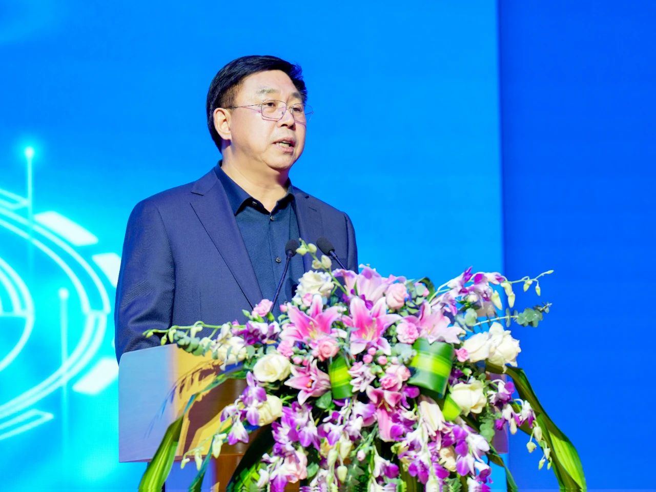 國軒高科董事長李縝