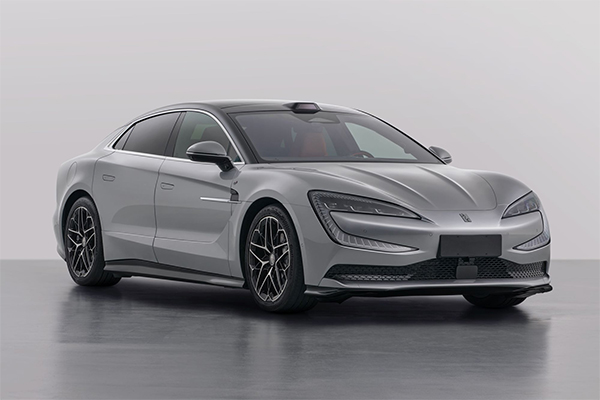 工信部公示第379批新車(chē)目錄 333款新能源汽車(chē)車(chē)型申報(bào)