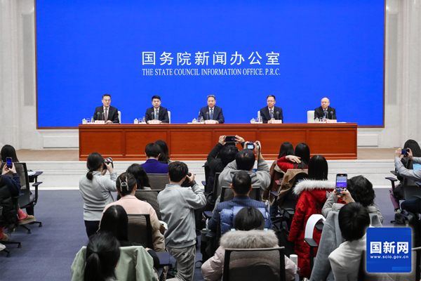 我國城市公交車新能源比重達77.6% 將加快推廣應(yīng)用新能源機車