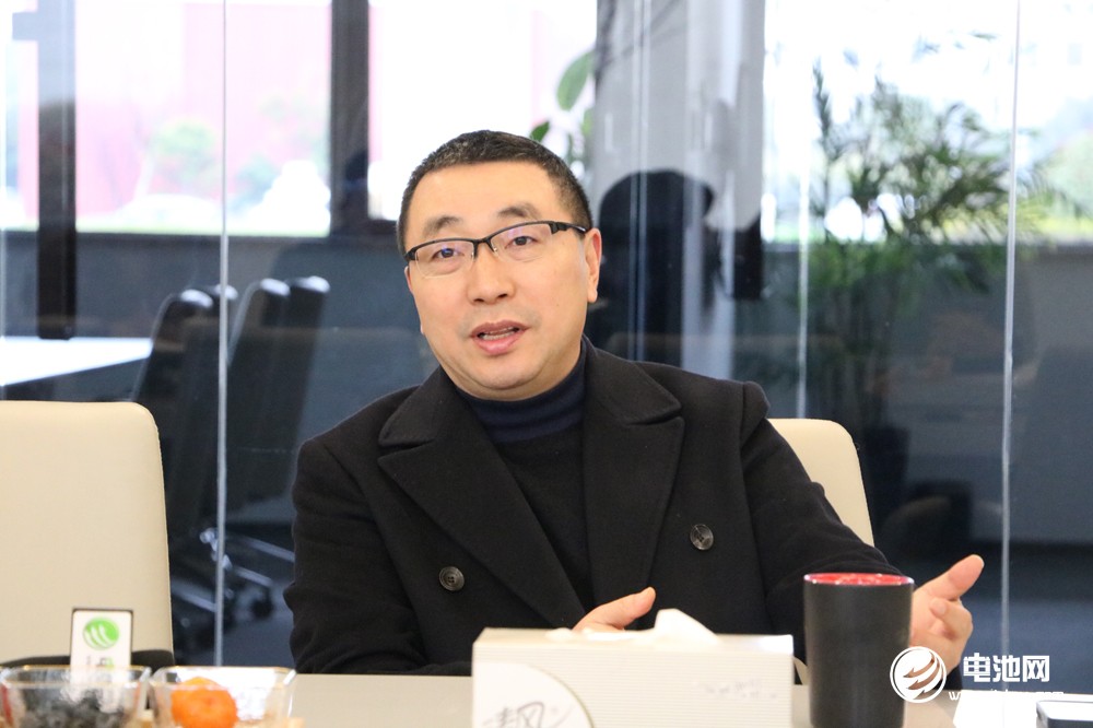 中國電池新能源產業鏈調研團一行參觀考察天鵬電源 中國電池新能源產業鏈調研團一行參觀考察天鵬電源