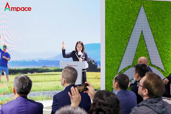 新能安JP系列圓柱鋰電池發布 超大倍率開啟全球“芯”動能時代 新能安JP系列圓柱鋰電池發布 超大倍率開啟全球“芯”動能時代