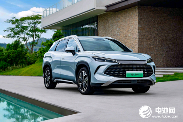 要卷就卷技術！比亞迪宋家族雙王炸齊發！