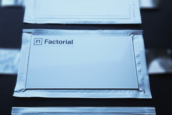 奔馳與這一電池公司合作開(kāi)發(fā)固態(tài)電池 計(jì)劃2030年前投產(chǎn)