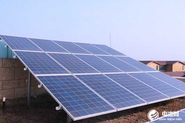 中國新能源發電裝機規模達12.7億千瓦 占比超四成