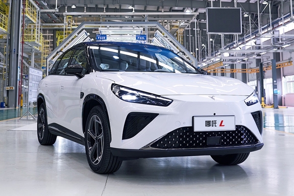 張勇卸任哪吒汽車CEO 方運舟:目標2026年整體盈利