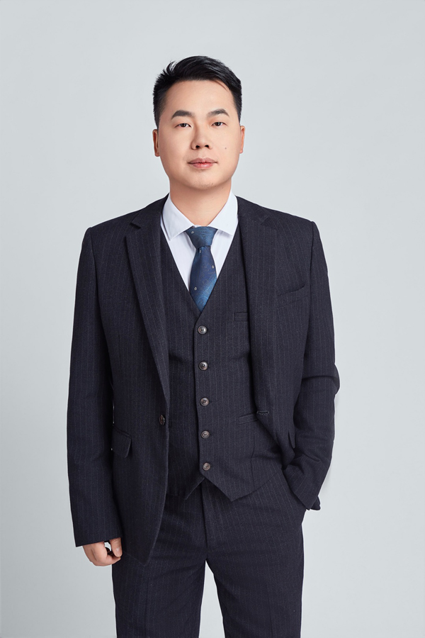 合源鋰創(chuàng)(蘇州)新能源科技有限公司 董事長 劉敏 合源鋰創(chuàng)(蘇州)新能源科技有限公司 董事長 劉敏