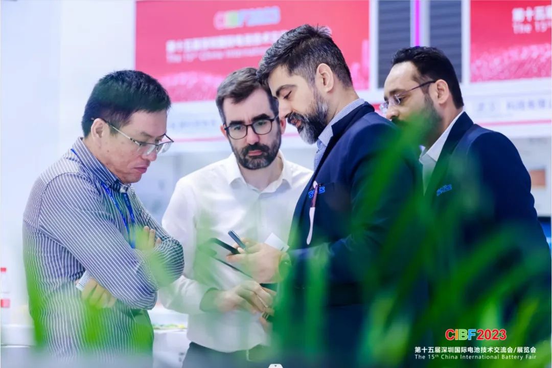 近2900展商集結深圳!CIBF2025北登錄大廳全新啟用 近2900展商集結深圳!CIBF2025北登錄大廳全新啟用