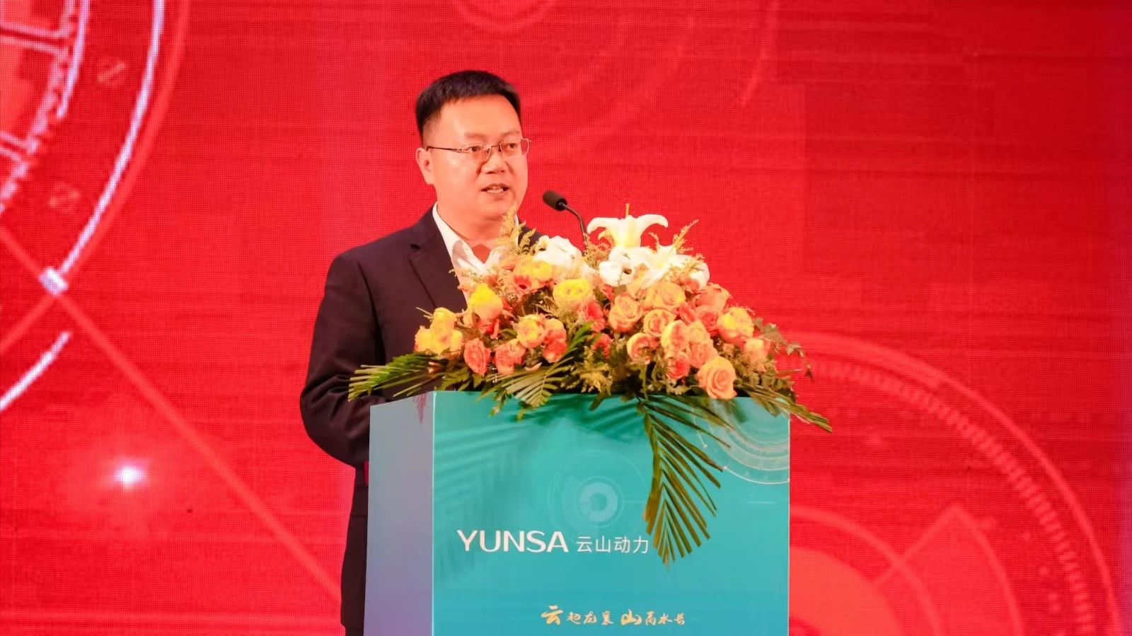 云山動(dòng)力大圓柱量產(chǎn)示范線投產(chǎn) 云山動(dòng)力大圓柱量產(chǎn)示范線投產(chǎn)