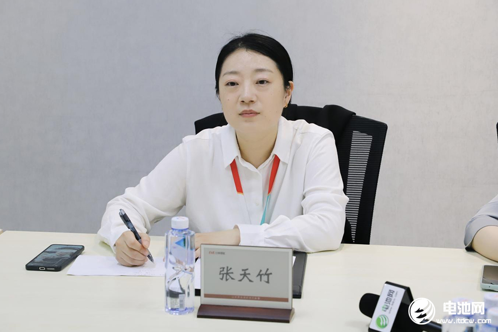 中國電池新能源產業(yè)鏈調研采訪團(廣東站)一行到訪億緯鋰能 中國電池新能源產業(yè)鏈調研采訪團(廣東站)一行到訪億緯鋰能