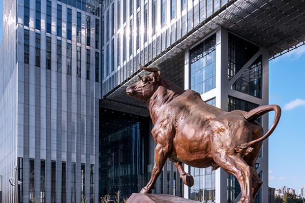 滬市主板年報:4.35萬億利潤背后,電動化智能化趨勢顯著