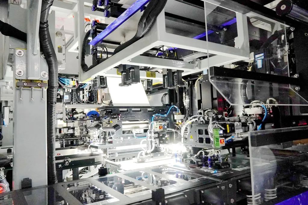 月產(chǎn)約160萬支!宜昌楚能首批量產(chǎn)疊片工藝動力電池下線交付